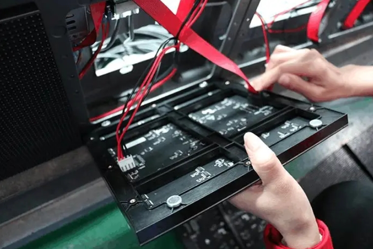 死燈、花屏、色差？成都資深工程師拆解LED屏十大故障&ldquo;真兇&rdquo;|成都led顯示屏